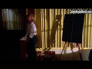 Melanie Kinnaman in Friday the 13th: A New Beginning (1985) 7