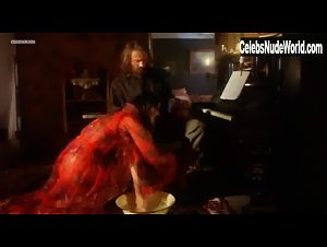 Merle Palmiste in Karu suda (2001) 15