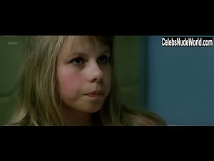 Milla-Mari Pylkkanen in Seitsemantoista (series) (2017) 8