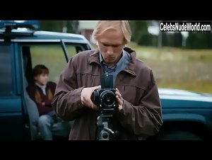 Minna Puolanto in Kaikella rakkaudella (2013) 1