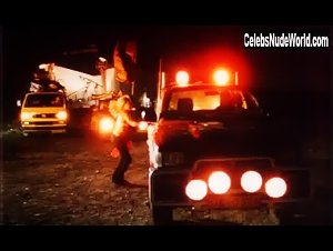 Mira Wanting in Surferne kommer (1998) 14