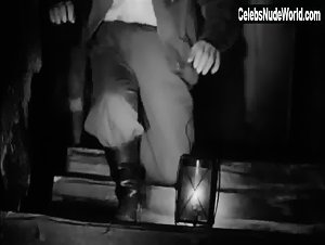 Mirja Mane in Noita palaa elamaan (1952) 13