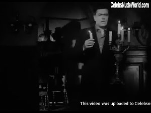 Mirja Mane in Noita palaa elamaan (1952) 7