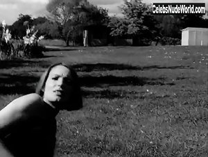 Monica Strommerstedt in Jag - en oskuld (1968) 13