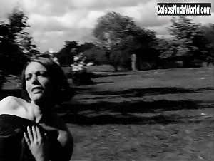 Monica Strommerstedt in Jag - en oskuld (1968) 14