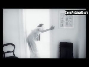 Moniek Toebosch in Paul Chevrolet en de ultieme hallucinatie (1985) 17