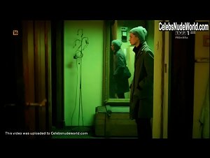 Monika Radziwon in Nie opuszczaj mnie (2010) 20