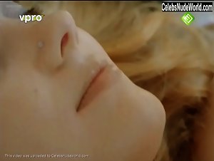 Monique van der Werff in Loverboy (2003) 5