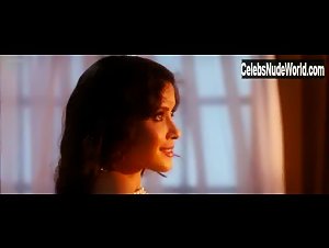 Nandana Sen in Rang Rasiya (2008) 8