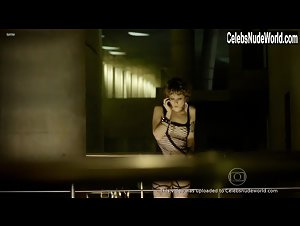 Nara Chaib in O Cacador (series) (2014) 15