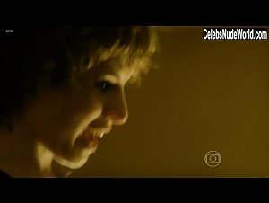 Nara Chaib in O Cacador (series) (2014) 6