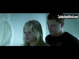 Natalia Rybicka in Chrzest (2010) 13