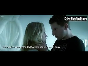 Natalia Rybicka in Chrzest (2010) 16