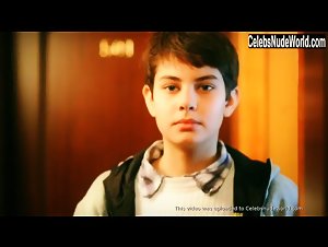 Natalya Tsyplakova in Pitstsevoz (short) (2011) 15