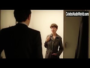 Nicola Ruf in Das rote Zimmer (2010) 5