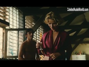 Nicole Garcia in Peril en la demeure (1985) 7