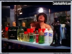 Nicole Segaud in Les Petites nymphettes (1982) 8