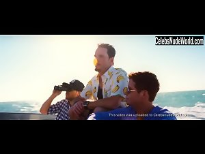 Noa Lindberg in Entourage - The Movie (2015) 5
