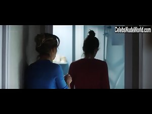 Noemie Merlant in Le ciel attendra (2016) 4