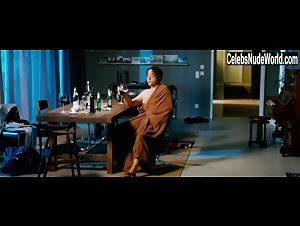 Noemi Besedes in Mann tut was Mann kann (2012) 10