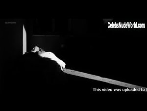 Oksana Borbat in Duburys (2009) 18