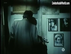 Olivia Brunaux in Serie noire (series) (1985) 1