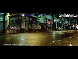 Omahyra Mota in Les derniers jours du monde (2009) 18