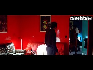 Omahyra Mota in Les derniers jours du monde (2009) 5