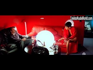 Omahyra Mota in Les derniers jours du monde (2009) 9