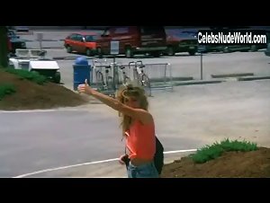 Oralee Sanders in Paura nel buio (1989) 2