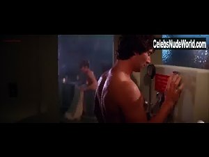 Pamela Susan Shoop in Halloween II (1981) 9