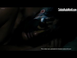 Paola Medina Espinoza in Memoria de mis putas tristes (2011) 3