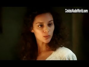Raffaella Rea in Il commissario De Luca (series) (2008) 5