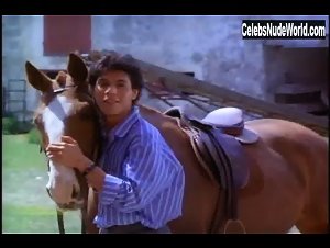 Rania Raja in Emmanuelle 6 (1988) 13