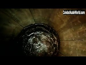 Raquel Merono nude, boobs scene in Dagon (2001) 11