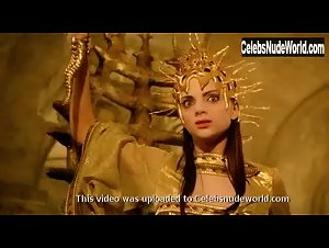 Raquel Merono nude, boobs scene in Dagon (2001) 3