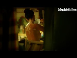 Ravshana Kurkova in A u nas vo dvore... (series) (2014) 10