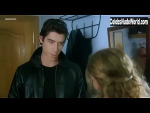 Rebeca Valls nude, boobs scene in XXL (2004) 5