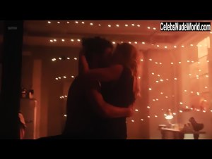 Renee de Gruijl in Mocro Maffia (series) (2018) 6