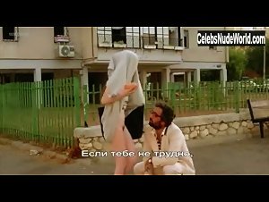Ronit Eitan in Matana MiShamayim (2003) 6