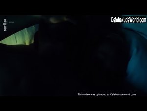 Rosalie Thomass in Rufmord (2018) 15