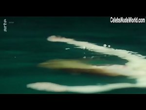 Rosalie Thomass in Rufmord (2018) 5