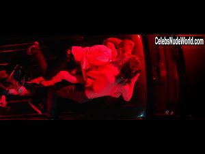 Roxane Arnal in Les rois du monde (2015) 17