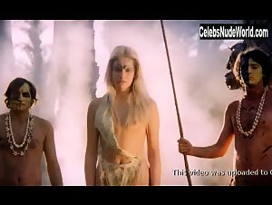 Sabrina Siani in Mondo cannibale (1980) 13