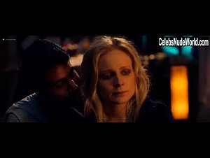 Salome Gunnarsdottir in Darkness Visible (2019) 18