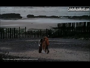 Sandra Julien in Le frisson des vampires (1971) 17