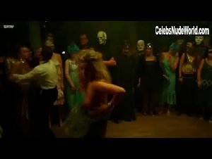 Sandra Majka nude, dancing scene in Ixjana (2012) 11