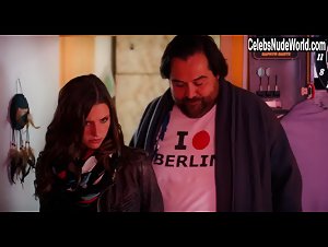 Sandra Maria Fronterre in Fucking Berlin (2016) 3