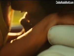 Sasha Lane in American Honey (2016) 3