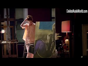 Shanyn Leigh in 4:44 Last Day on Earth (2011) 9